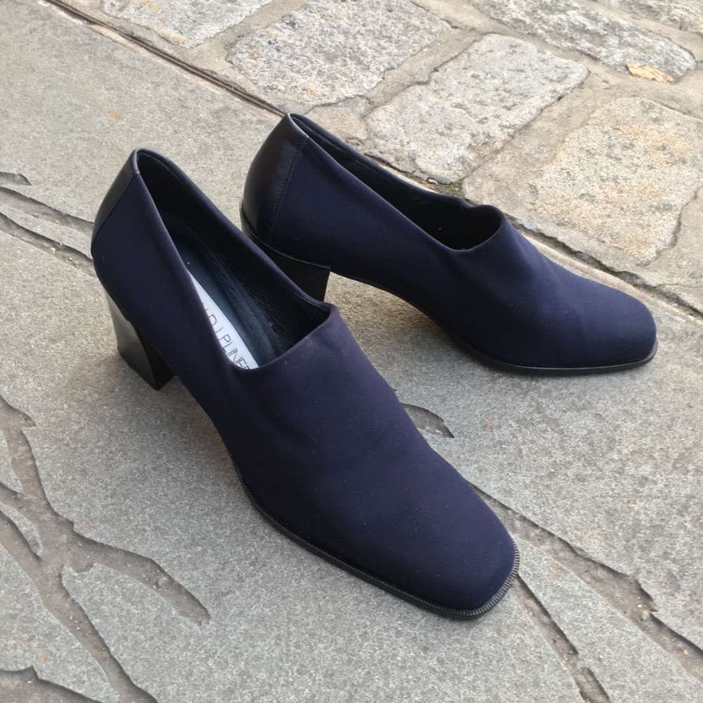 Donald J Pliner Navy Blue Heels